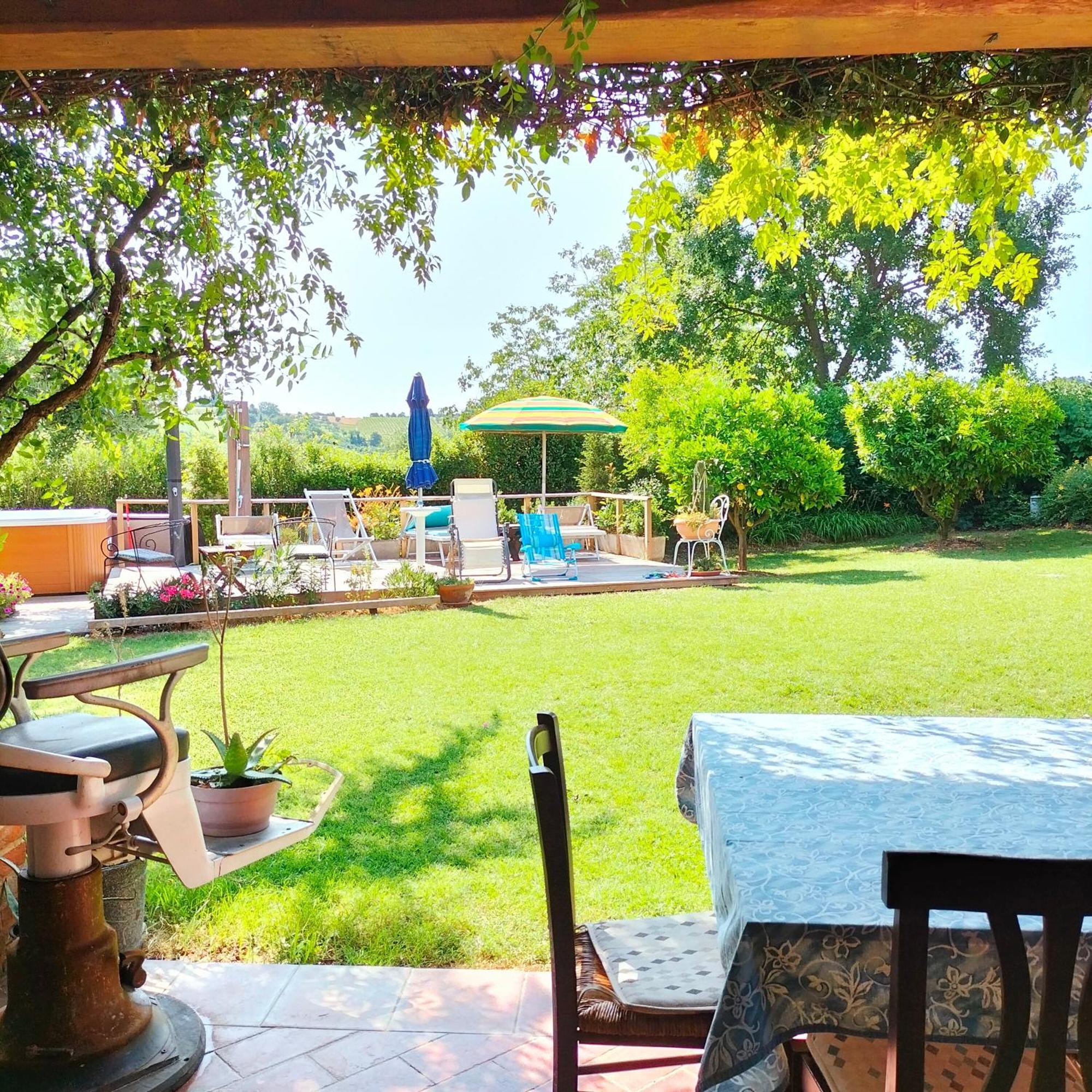 Ca' Dei Gelsi B & B Coriano Extérieur photo