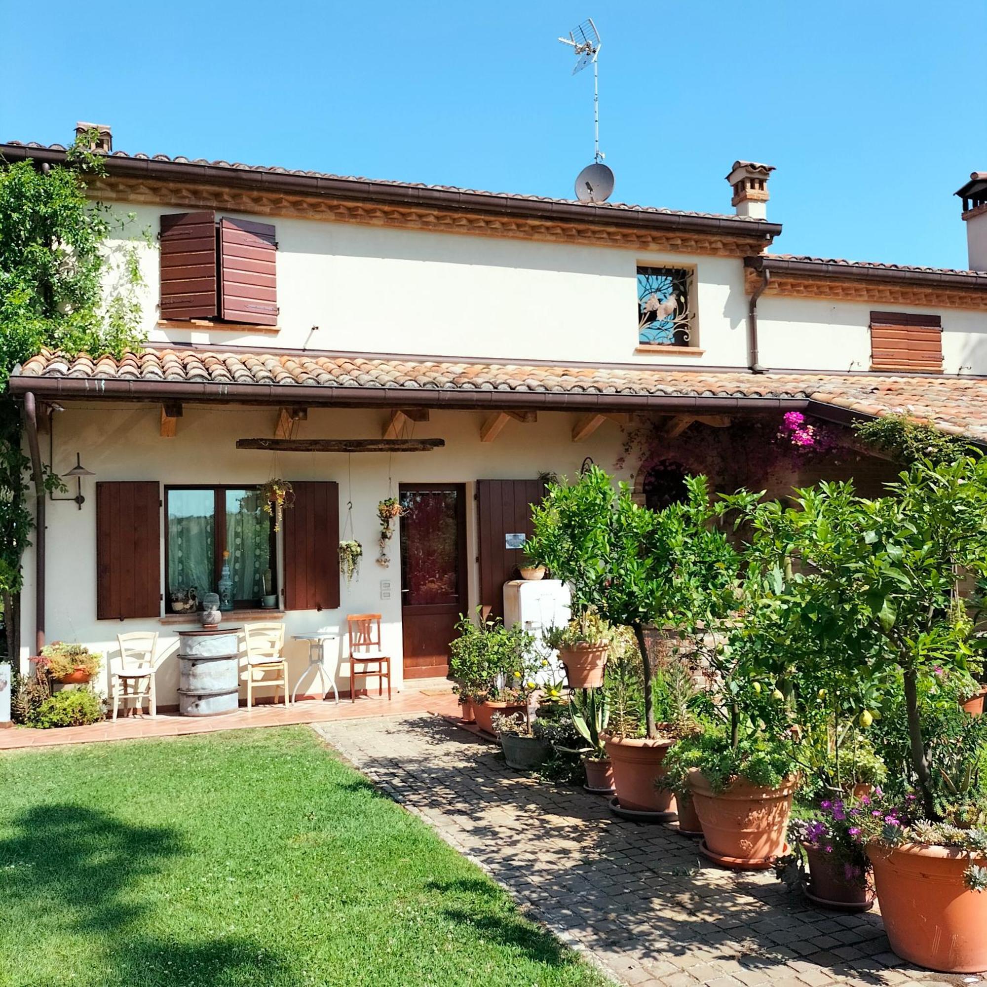 Ca' Dei Gelsi B & B Coriano Extérieur photo